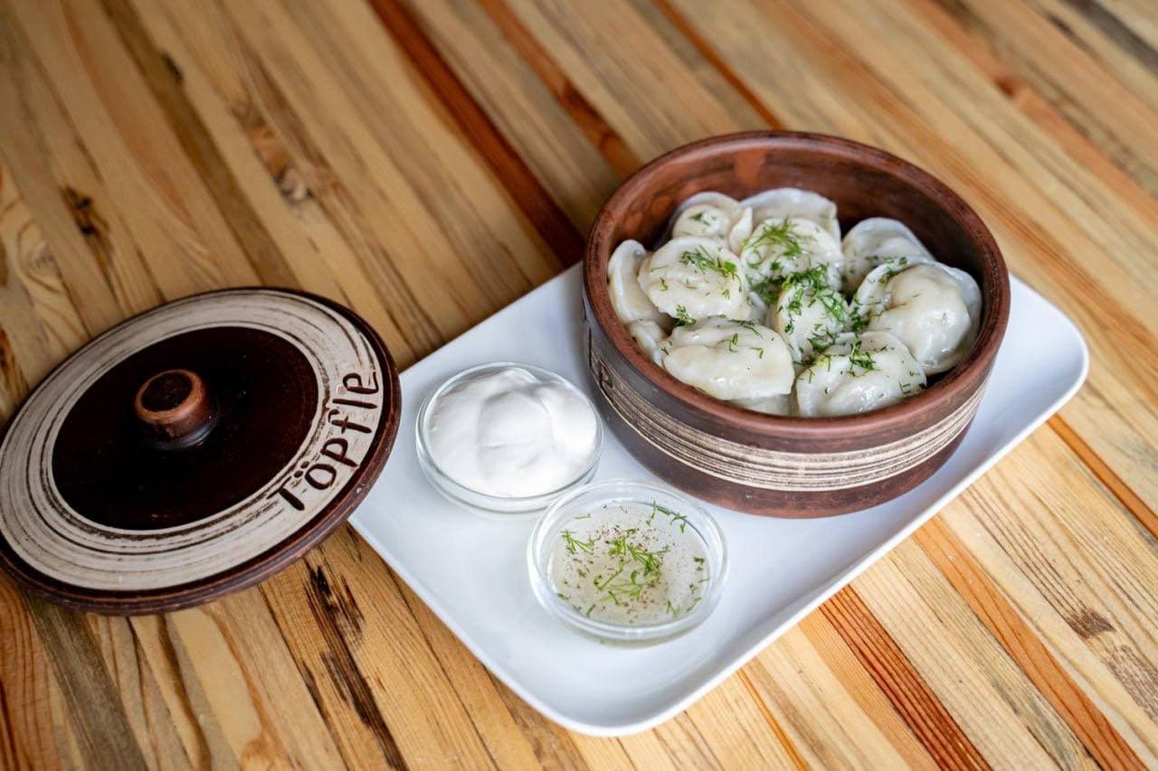 Hausgemachte Pelmeni